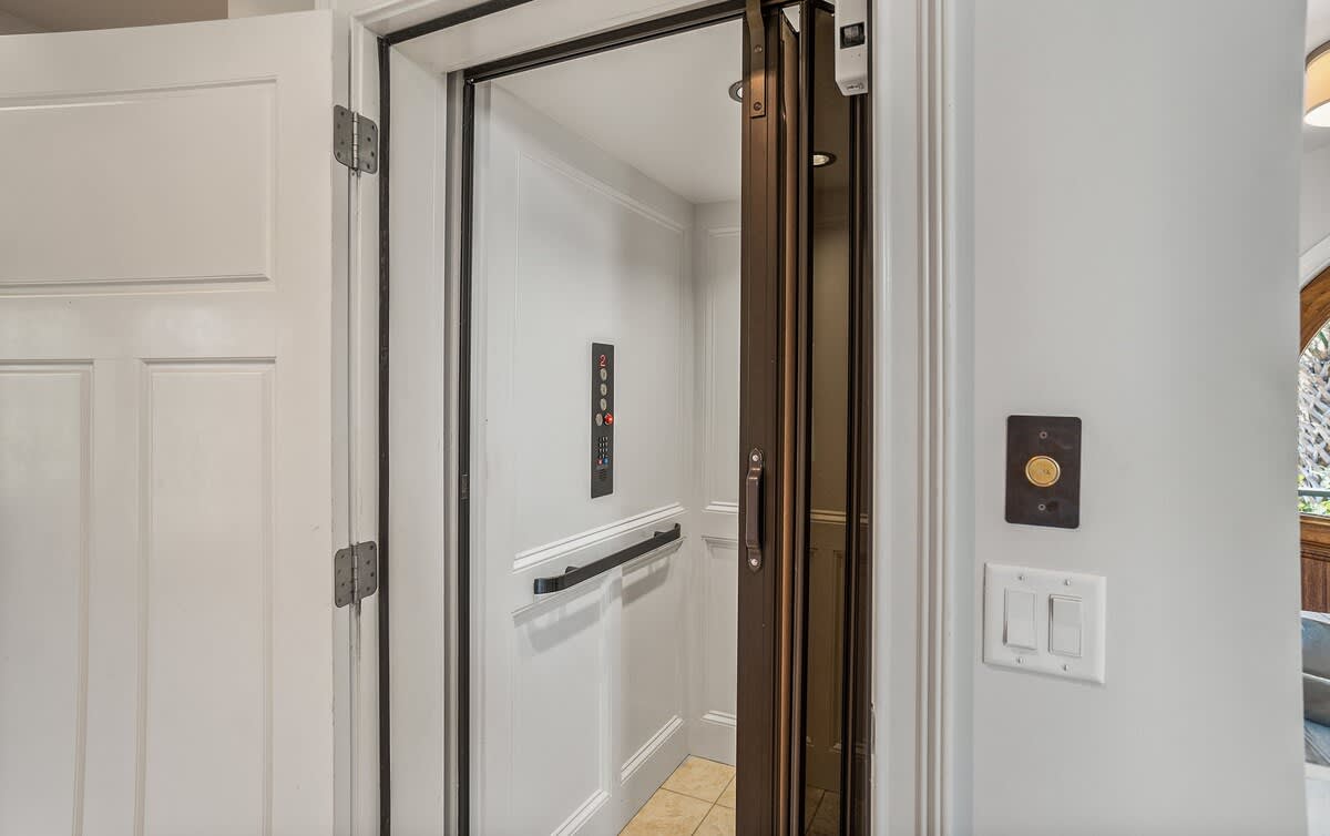Elevator for Guest Use