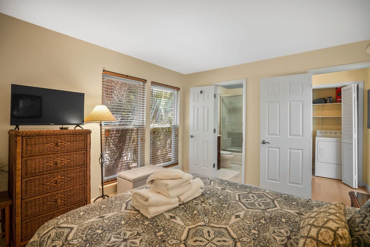 Guest bedroom