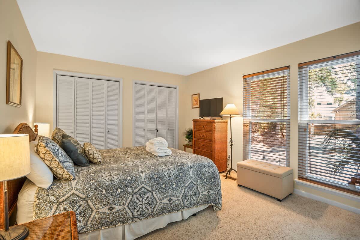 Guest bedroom