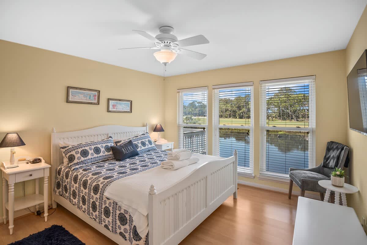 Spacious primary bedroom