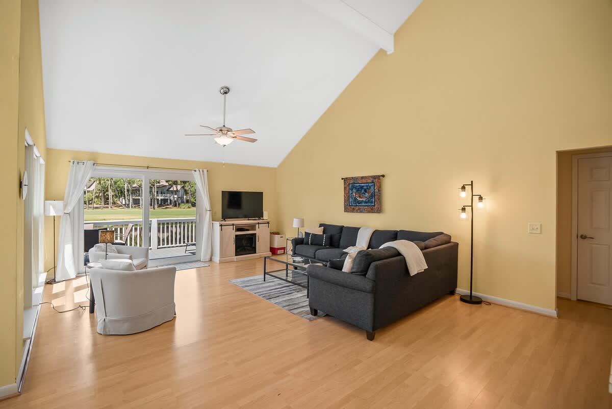Spacious, open concept living room