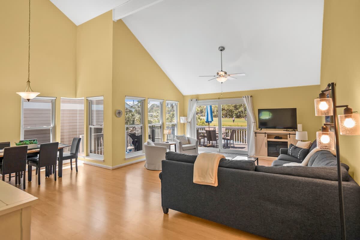 Spacious, open concept living room