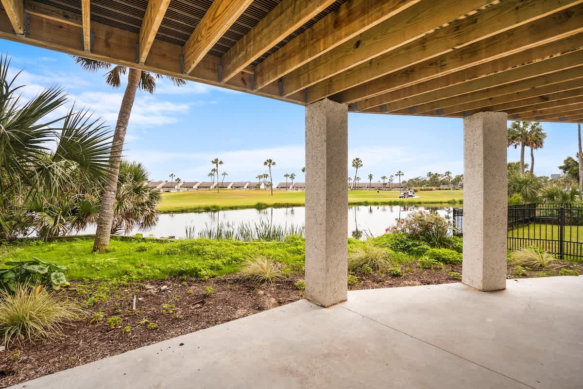 Downstairs patio to enjoy golf course views