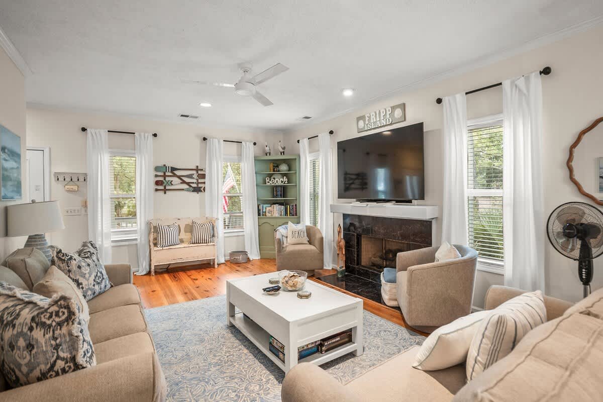 375 Sea Bass Drive | Photo 11