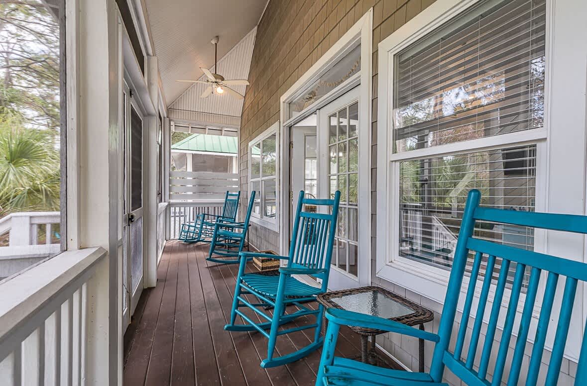 Screened In Porch