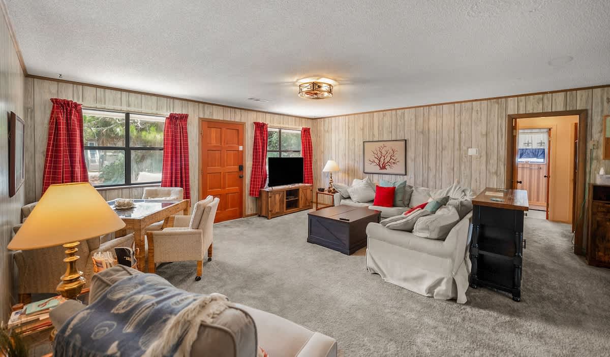 419 Tarpon Blvd | Photo 6