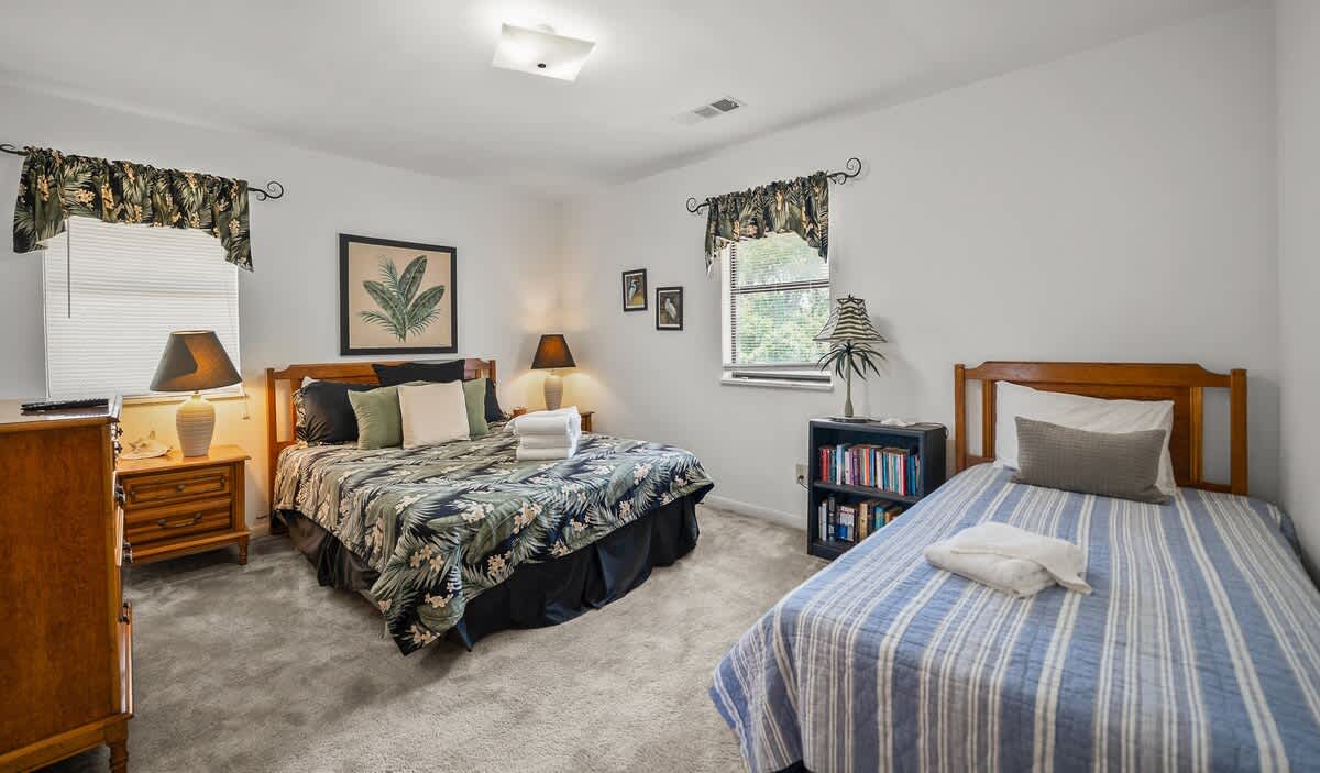 419 Tarpon Blvd | Photo 12