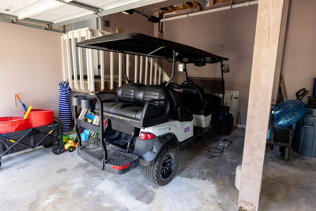 Garage with Golf Cart Included