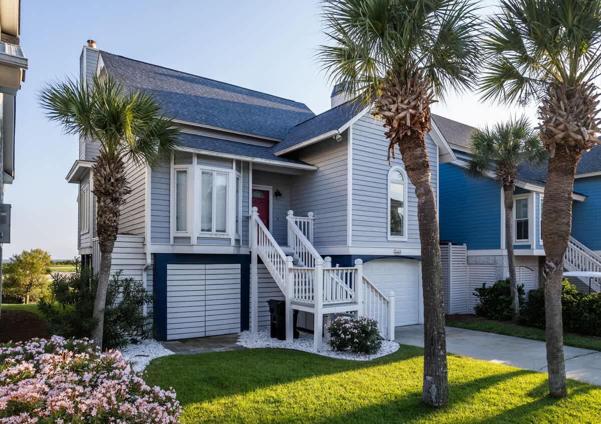 325 Ocean Point Drive Oasis