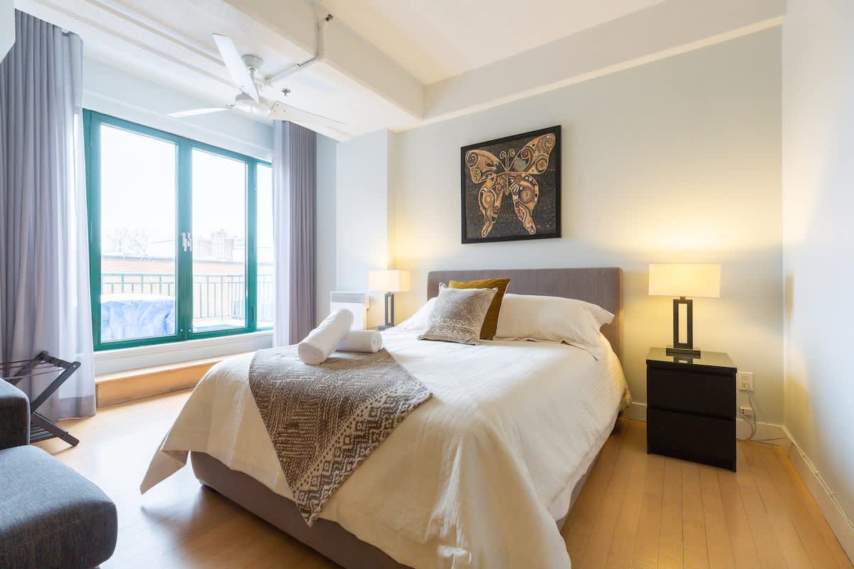 Cozy Studio Downtown 303