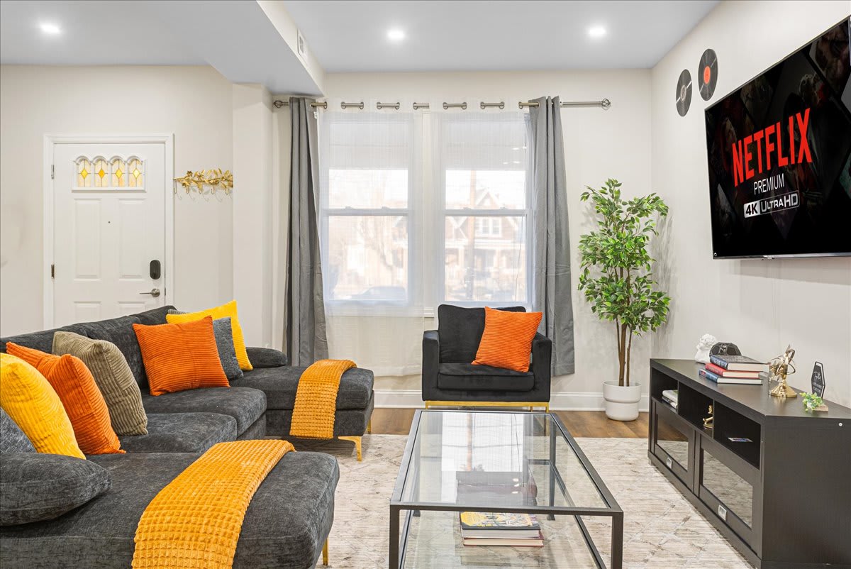 Spacious 4BR Townhome in DC w/ Patio & Parking