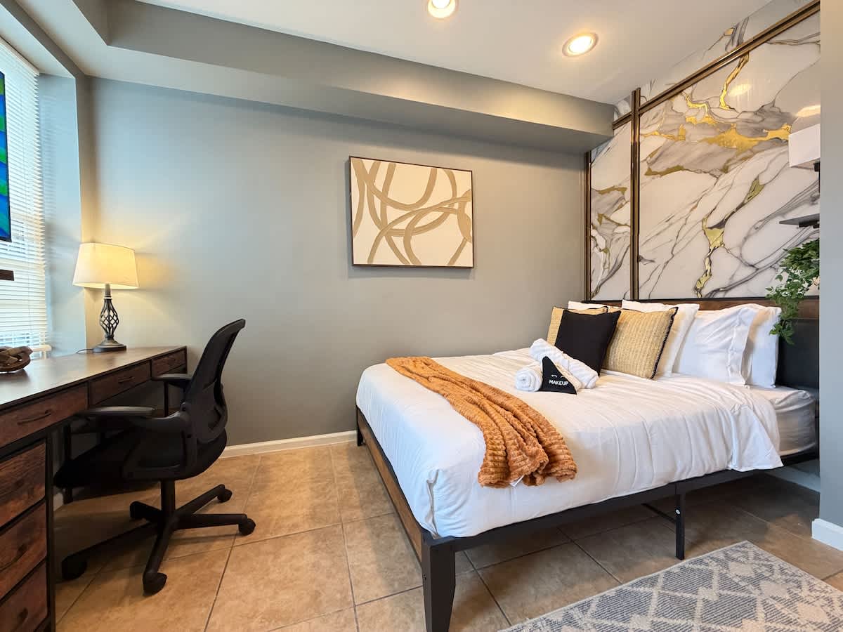 Stylish 1BR in DC w/ Private Outdoor Space