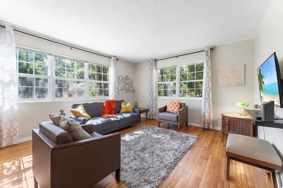 Eclectic Escape #1- San Marco, Spacious, Wi-Fi