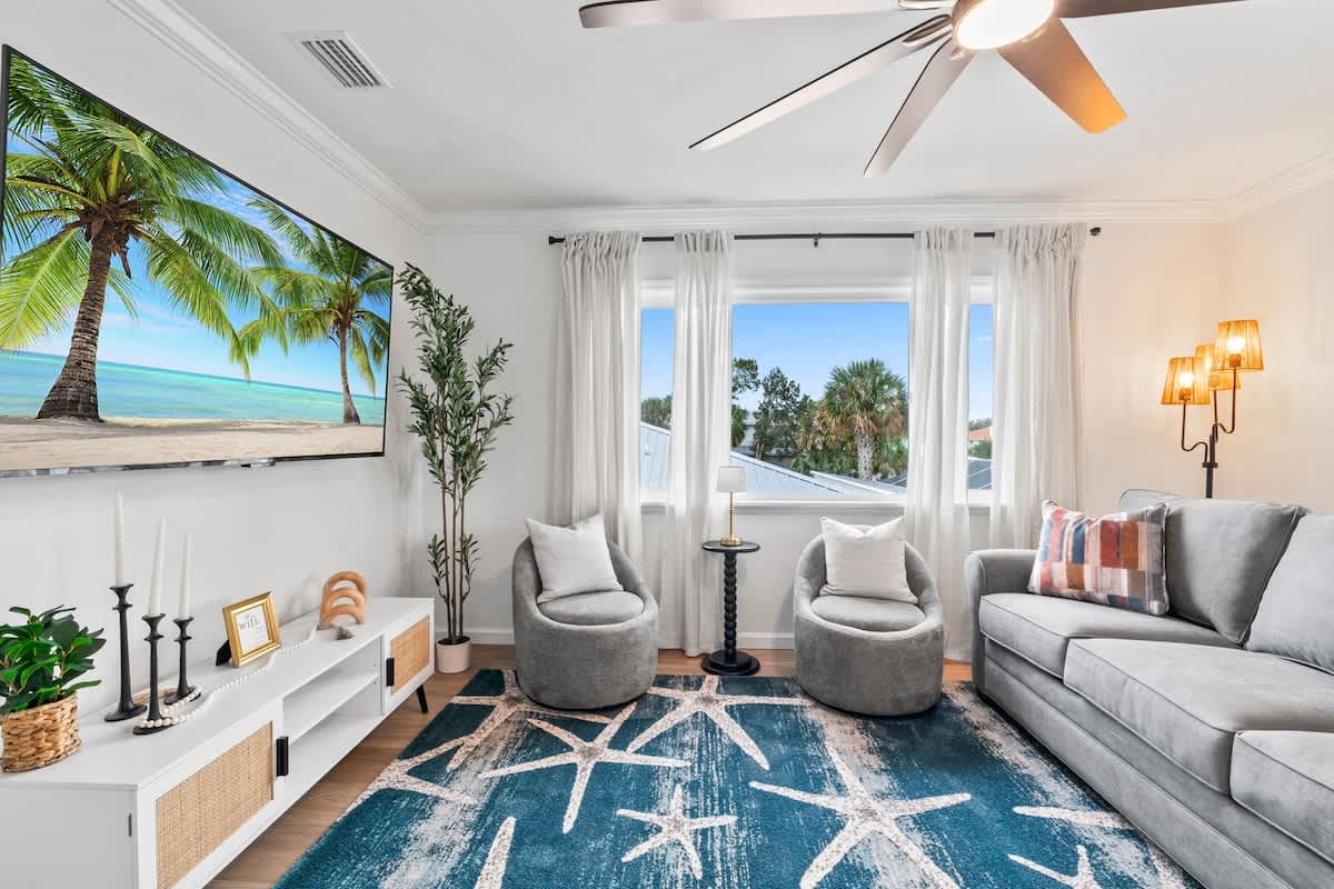 Palms at Arricola A | Team Joseph Ellen — photo 4