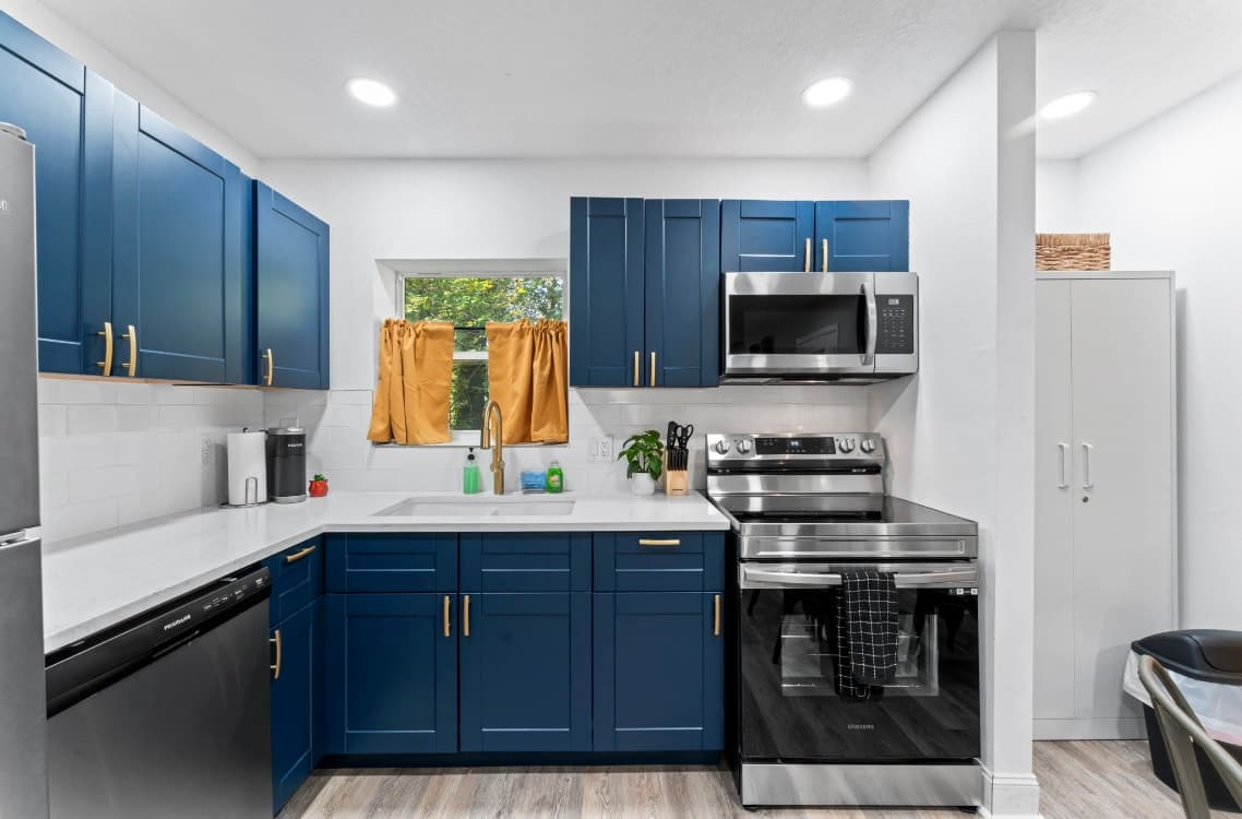 Luna's Landing A | Team Joseph Ellen — photo 2
