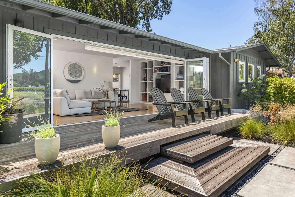 Haven with Pool Hot Tub and Tastings Included 2