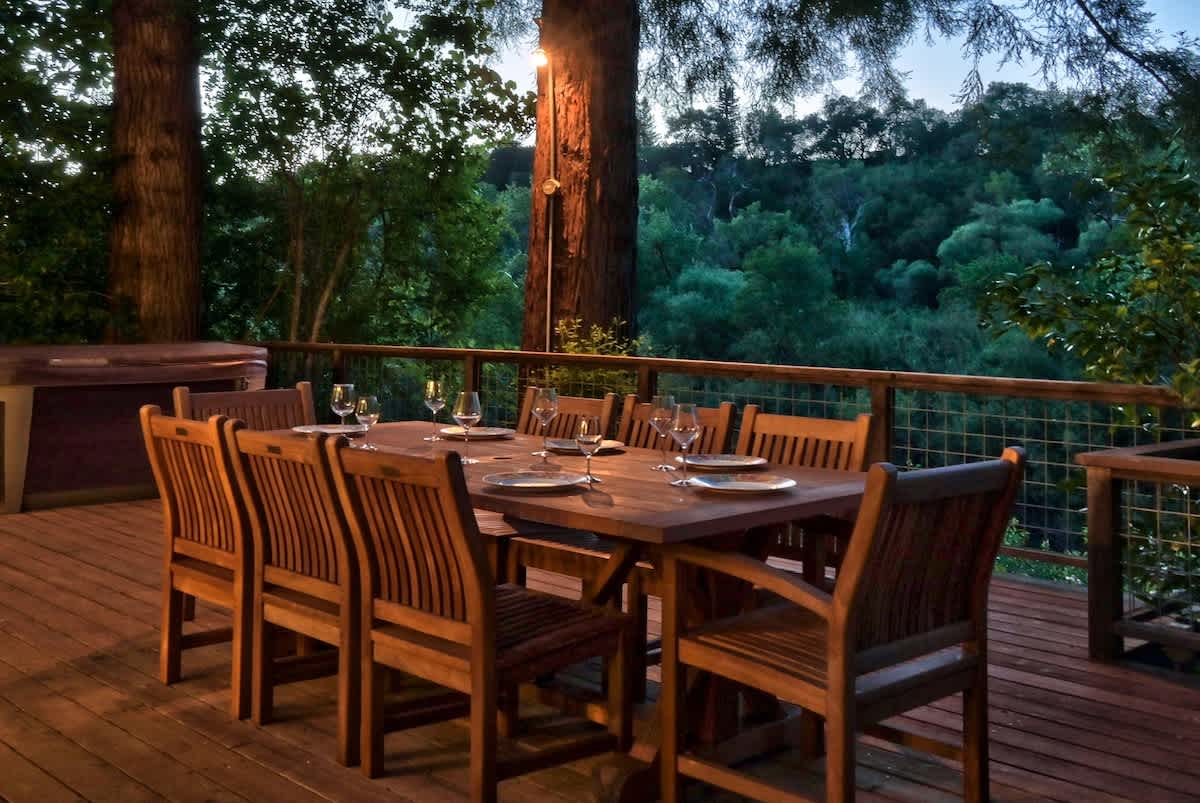 Heron House Hot Tub and Wine Tastings Included 3