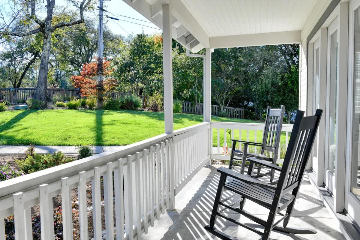 Moore Family Farmhouse Wine Tastings Included 2