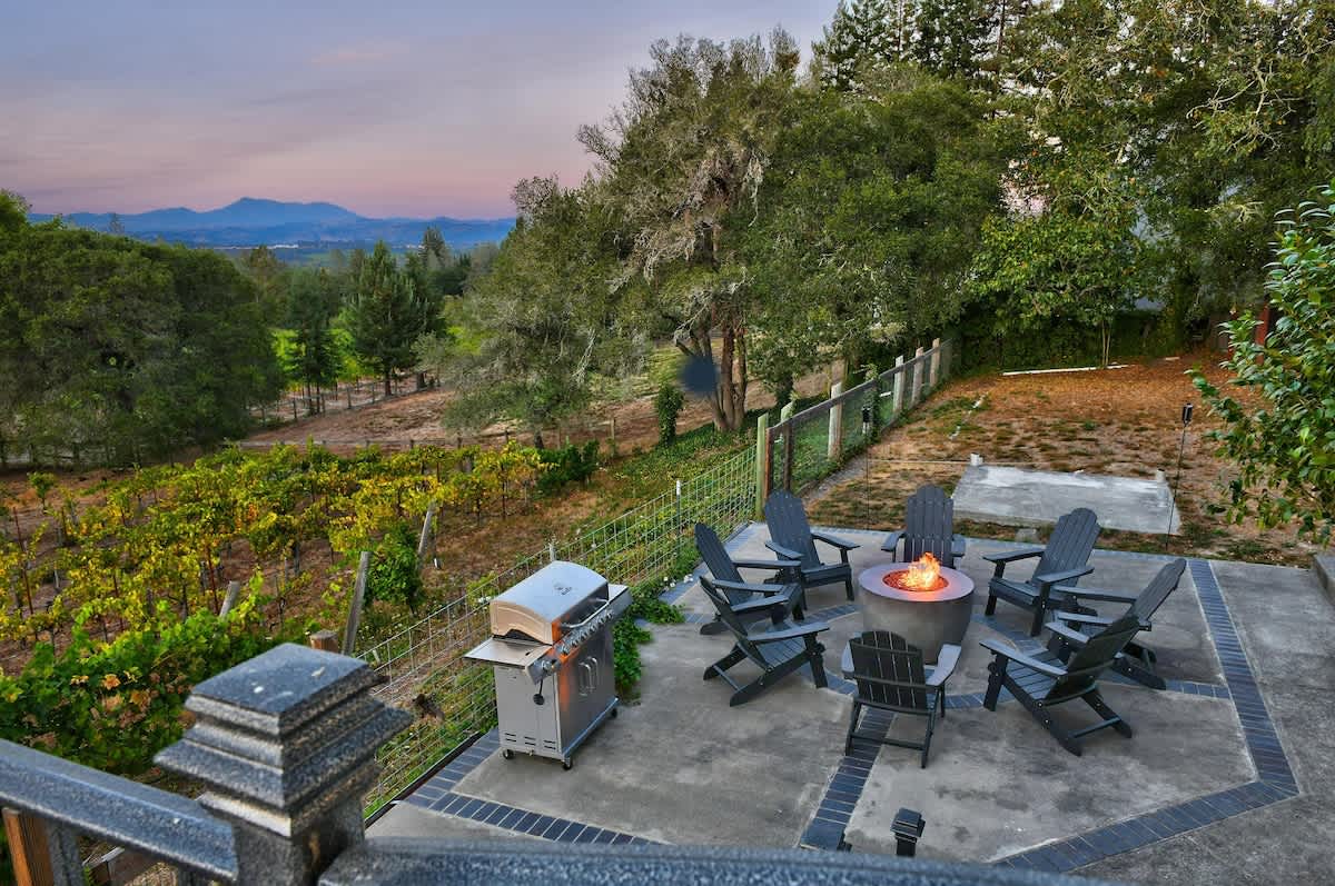 Moore Family Farmhouse Wine Tastings Included