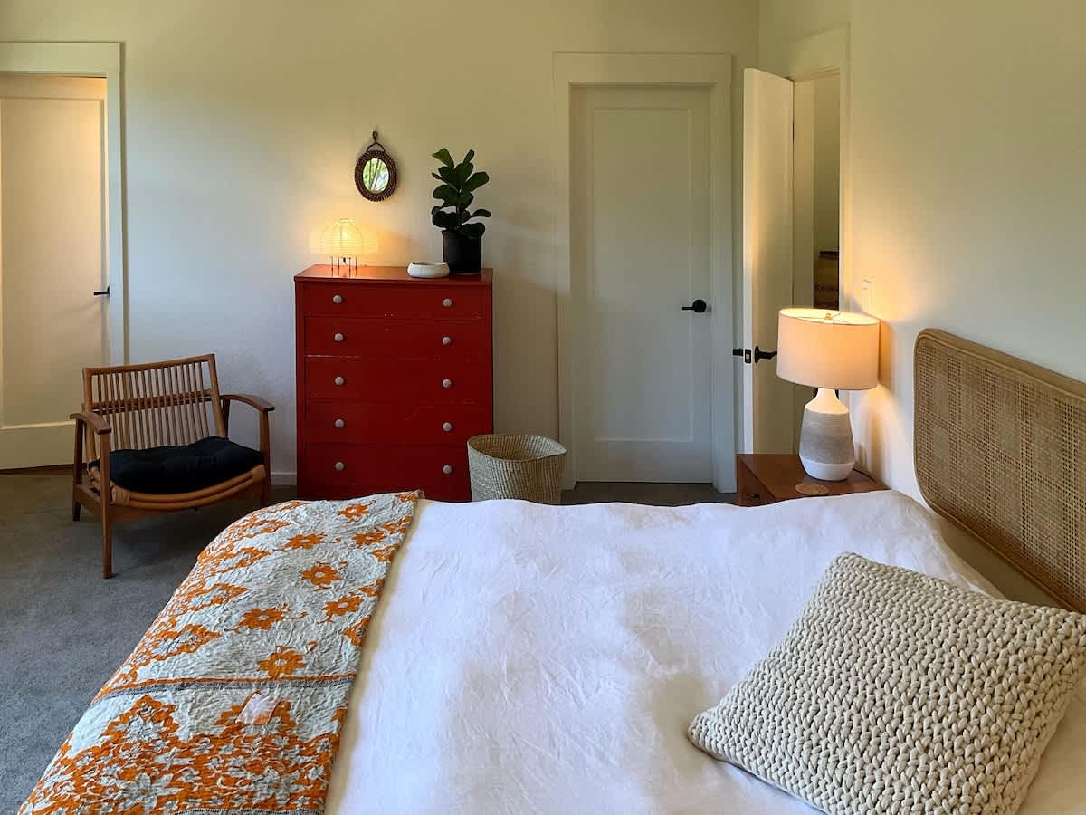 Puccioni Paradise Wine Tastings Included 4