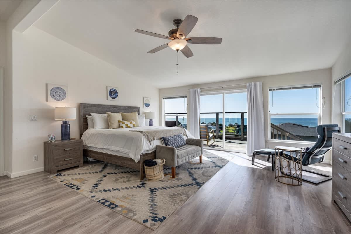 Bodega Bay Oasis Wine Tastings Included 2