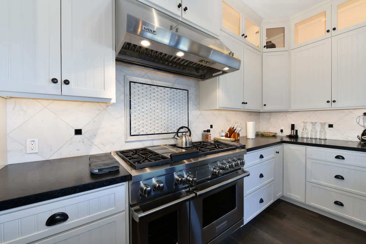 Sanctuary Estate Wine Tastings Included 5