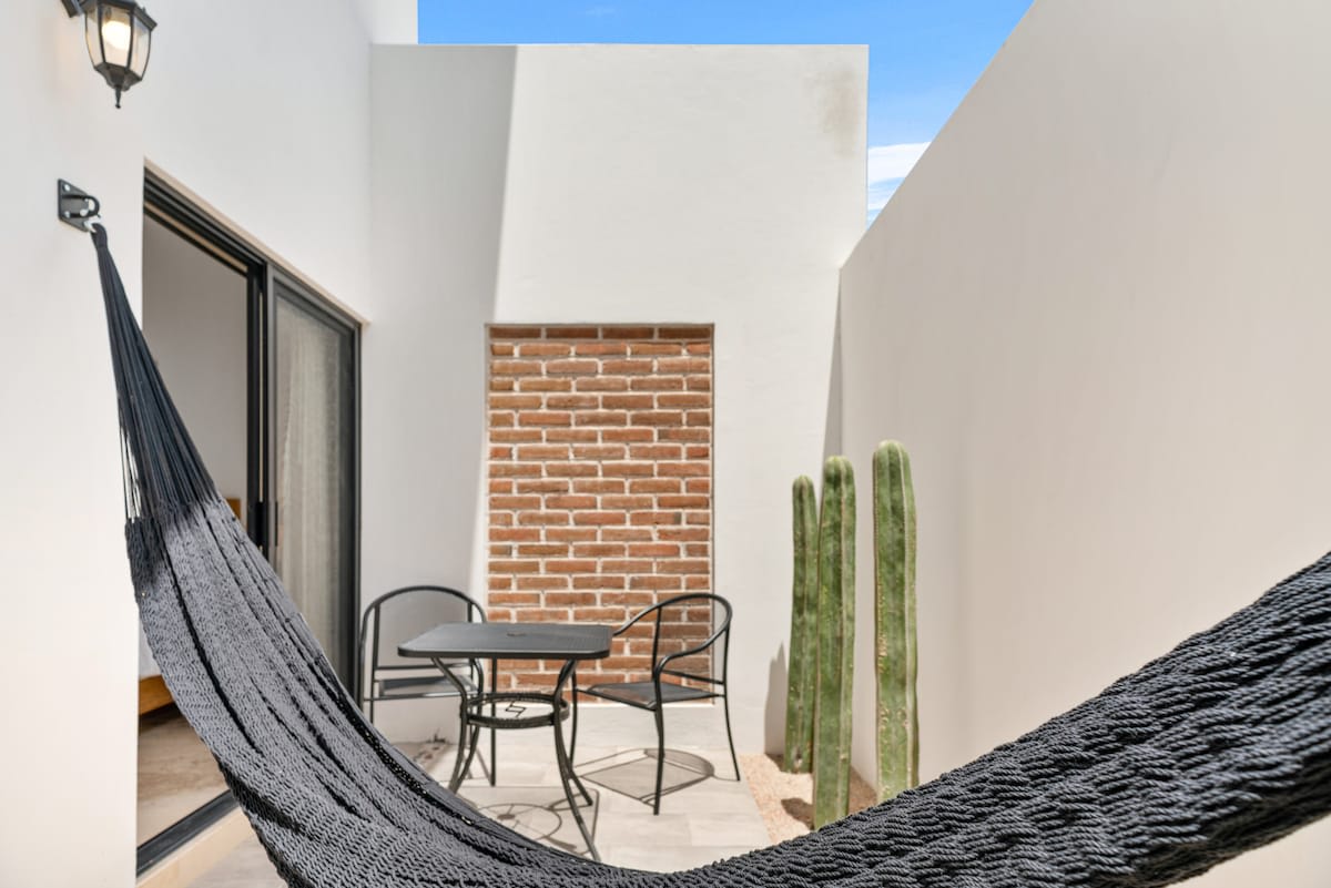 Pineda Suite 101 with Parking & Daily Housekeeping — La Paz, Baja California Sur — vacation rental