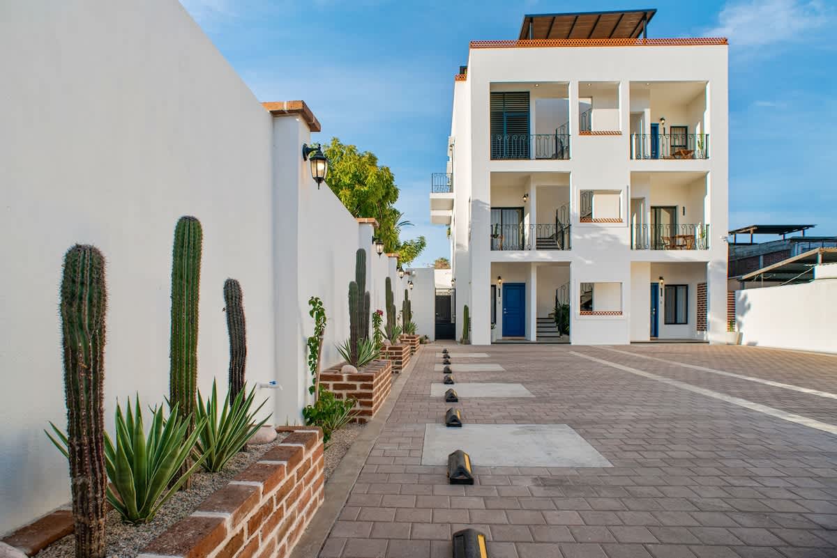 Pineda Complex for Groups up to 16 Guests Downtown — La Paz, Baja California Sur — vacation rental