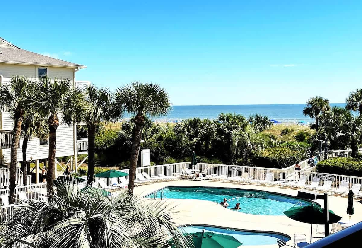 Breakers Villa 221 - Walk to Beach, Shops and Dining — Hilton Head Island, SC — vacation rental