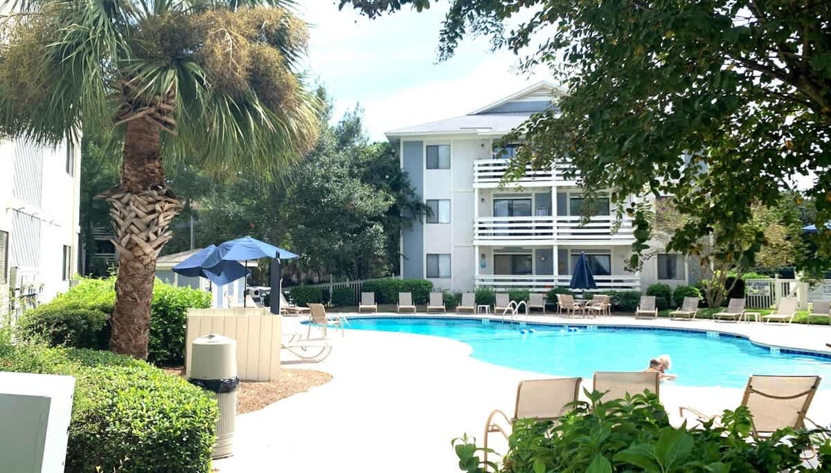 Hilton Head Escape: 2BR Villa with Pool Views — Hilton Head Island, SC — vacation rental