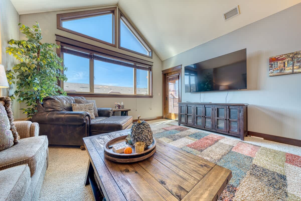 Stylish Riverstone Condo | Walk to Dining & Fun — Coeur d'Alene, ID — vacation rental