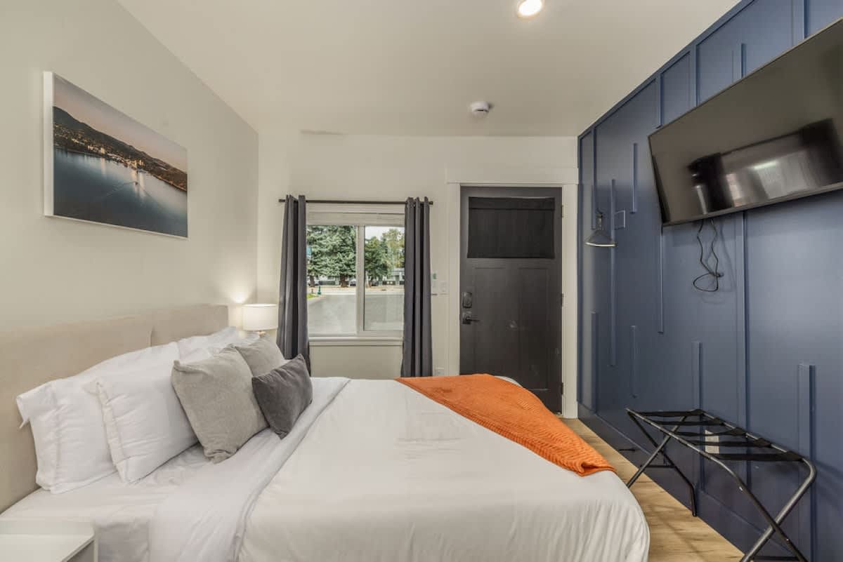 Affordable Studio #10-Lake CDA & Kootenai Hospital — Coeur d'Alene, ID — vacation rental