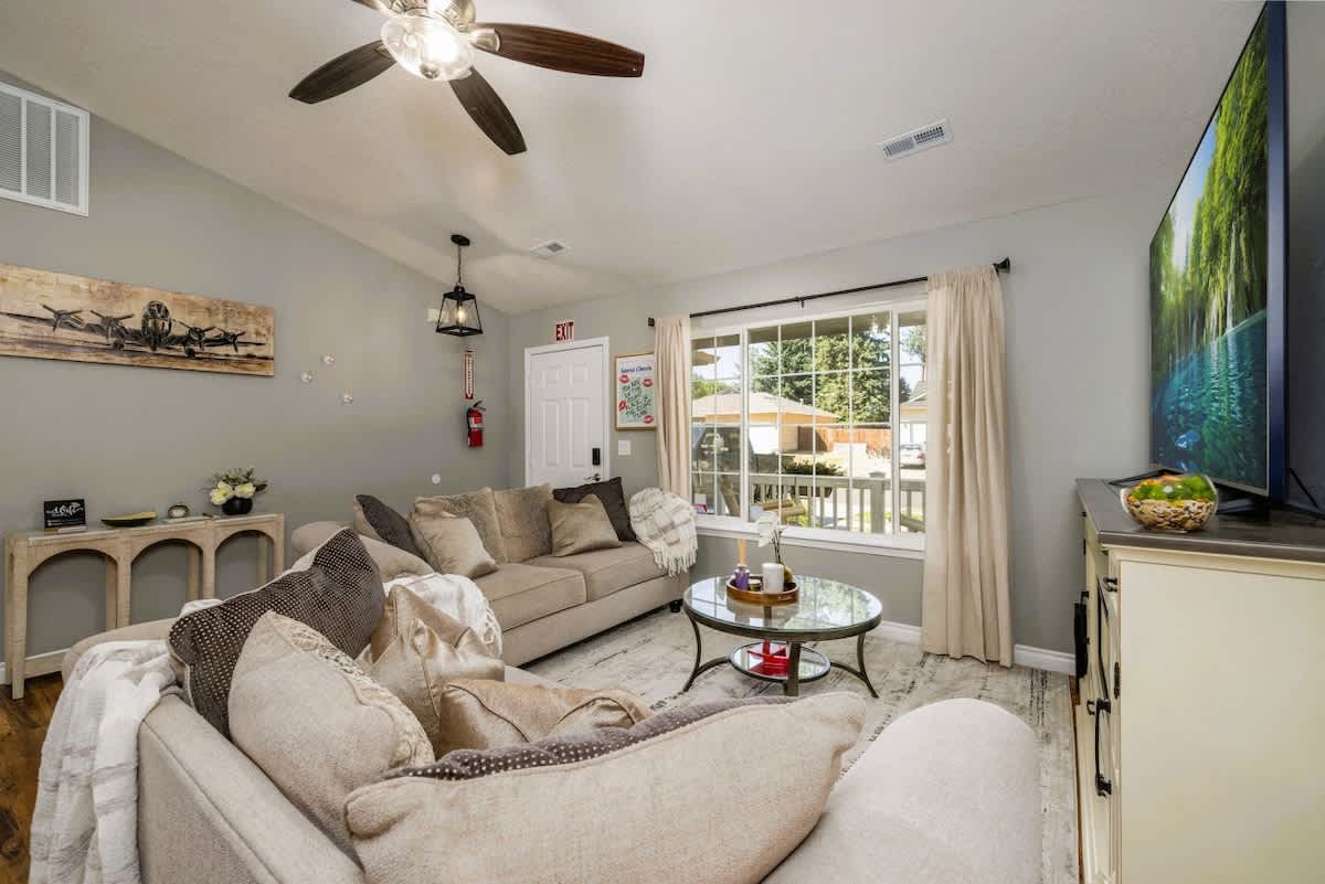 Pet-Friendly Family Retreat w/ Fire Pit & Yard — Coeur d'Alene, ID — vacation rental