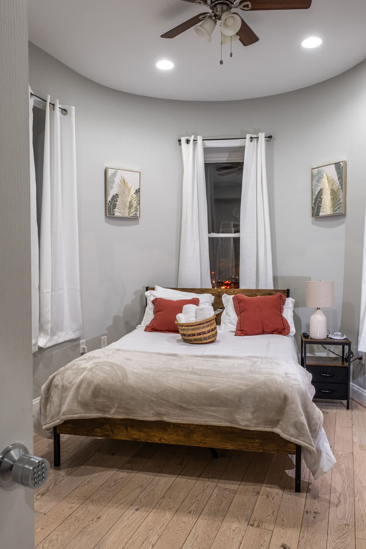 Stylish DC Condo w/ Balcony, Steps to Metro