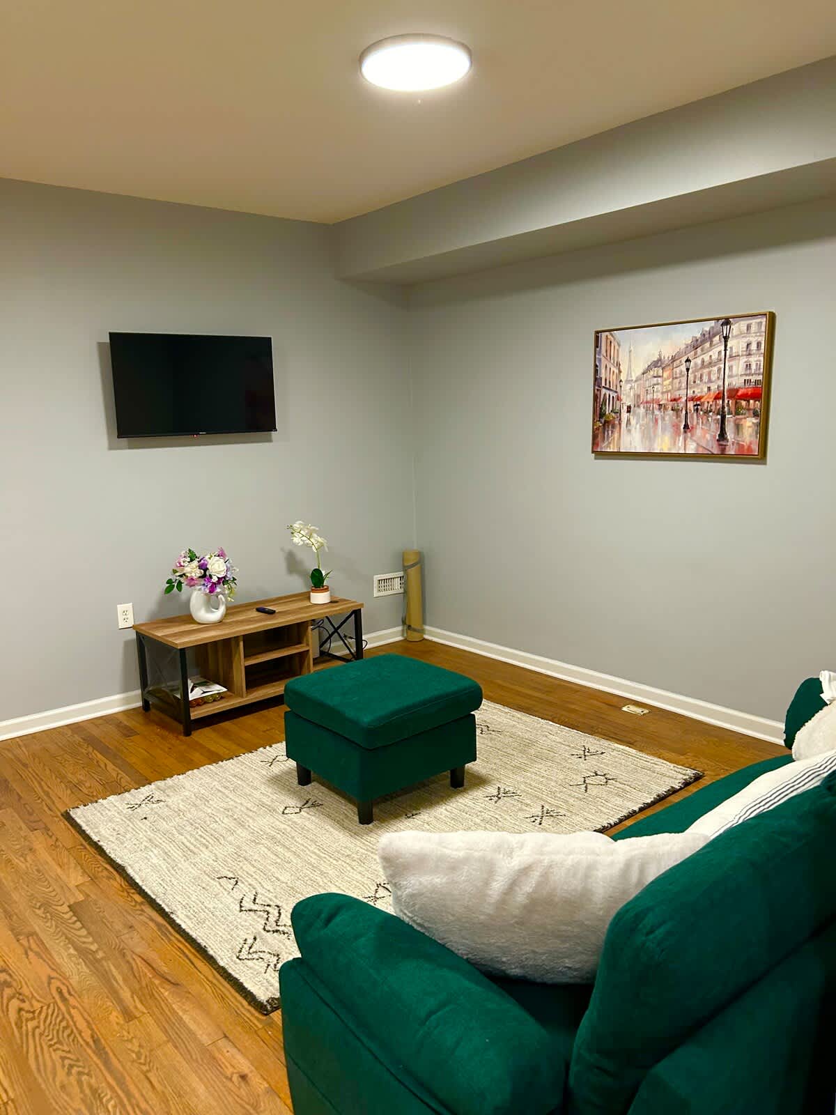 Charming Condo Steps from H Street & Union Market