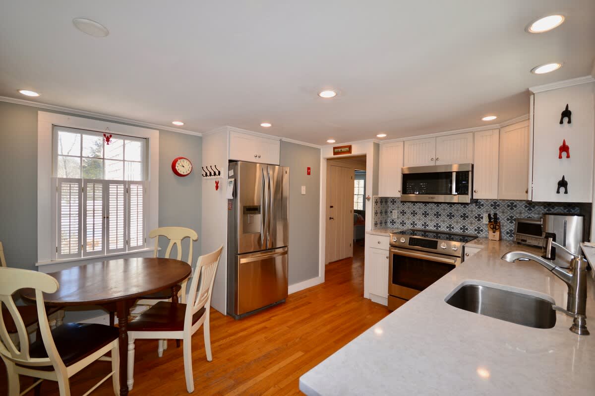 Dog Friendly 3 Bedroom Near Nauset Beach 8