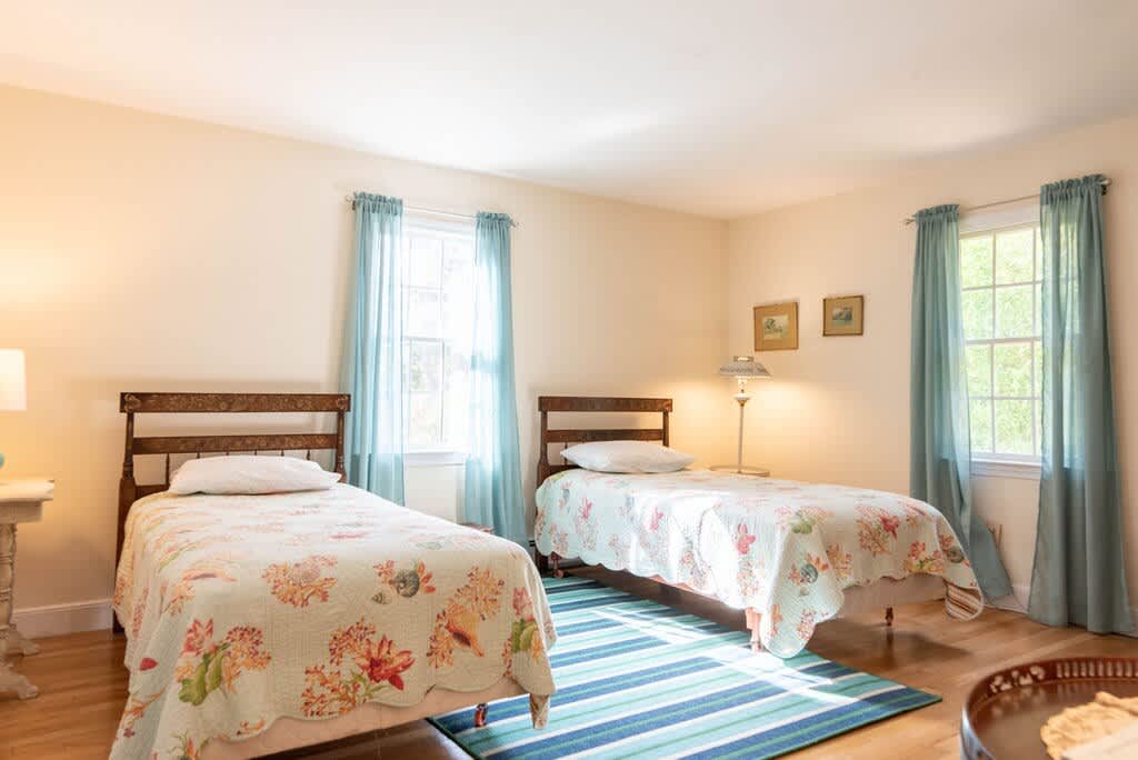 1 Minute Walk to Nauset Beach 6