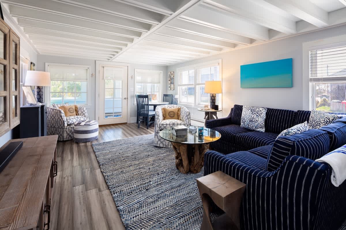 100 Yards to Beach with Bay Views 9