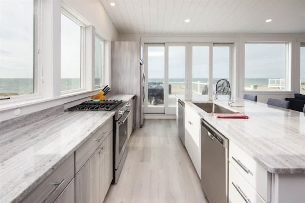 New Build in 2021 Overlooking Cape Cod Bay Steps away from Fisher beach 5