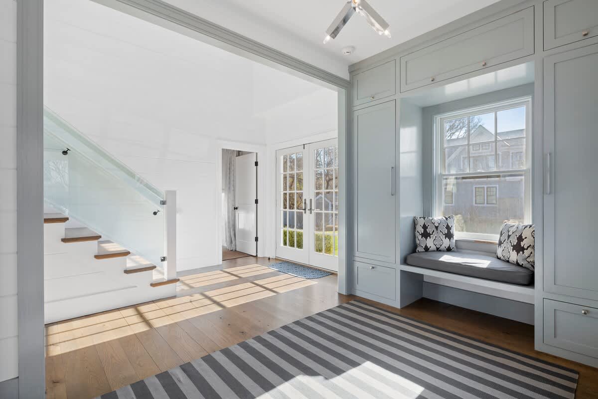 Luxury Waterfront Home on Cape Cod Bay in Brewster with Private Beach Access 6