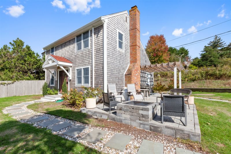 Fully Renovated Chatham 3 Bedroom with Water Views 6