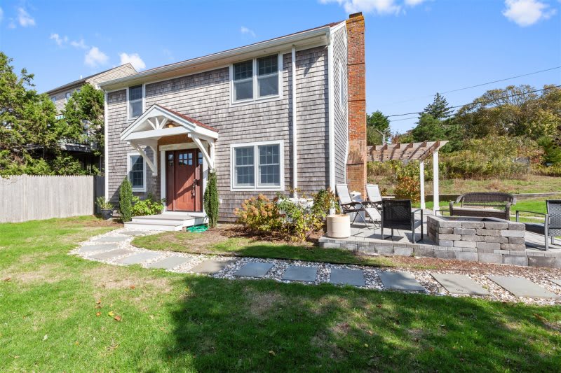 Fully Renovated Chatham 3 Bedroom with Water Views 5