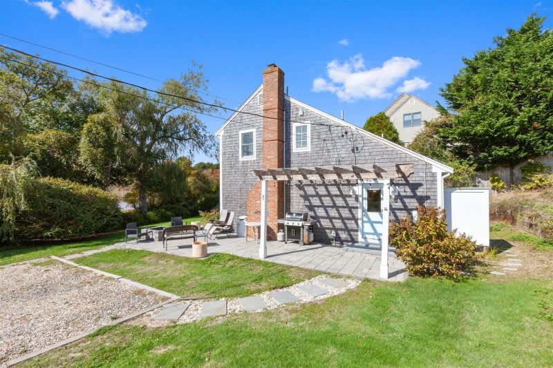 Fully Renovated Chatham 3 Bedroom with Water Views 7