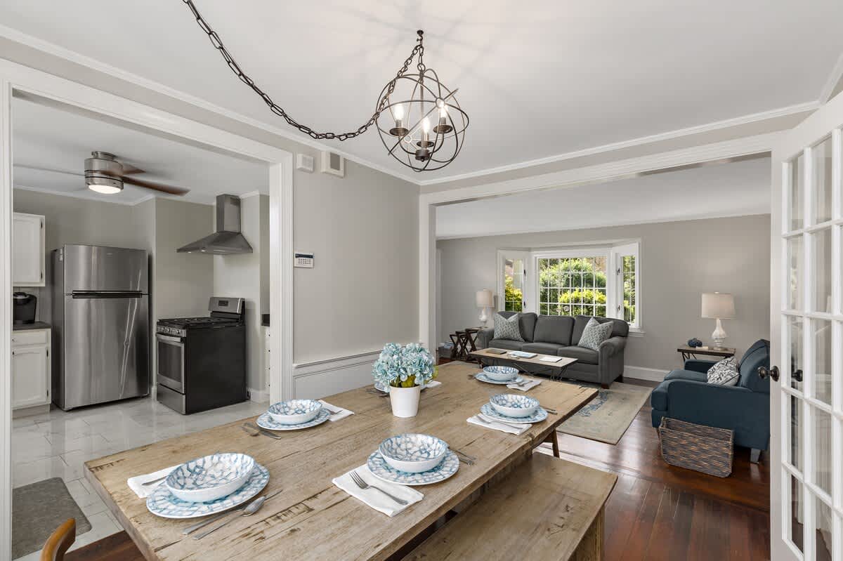 Newly Renovated Charming West Harwich Cape House in a Quiet Family Friendly Neighborhood 3