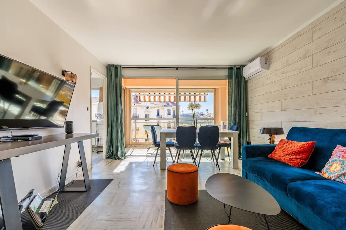 Beautiful studio and large terrace