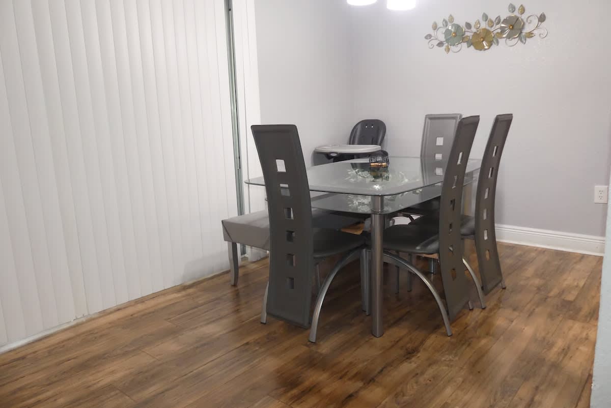 Centrally located cozy 2BR near attractions - Foto 9