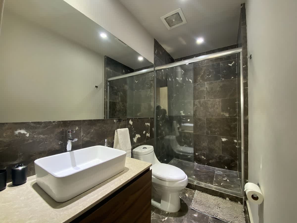 2nd bathroom in suite