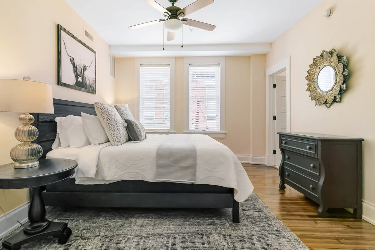 Old Met #202 - vacation rental in Charlottesville — photo 11 of 16