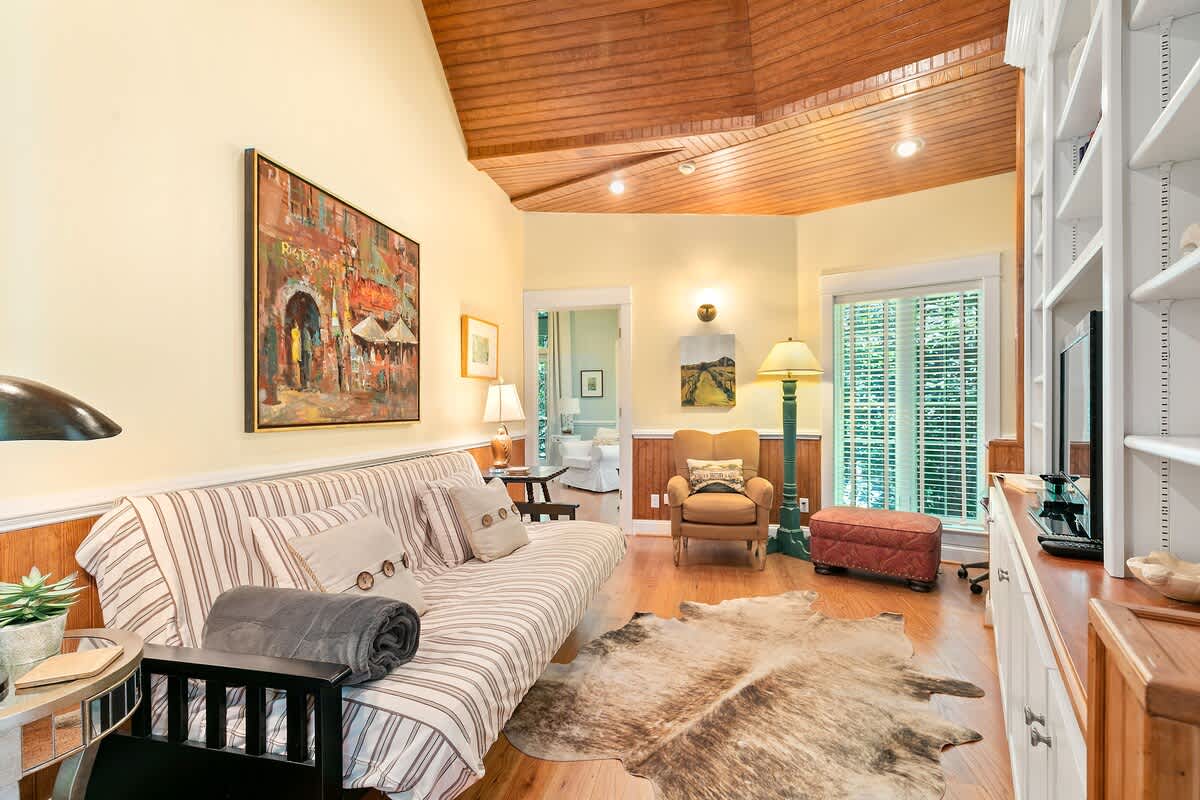 Cabell Cottage - vacation rental in Charlottesville — photo 15 of 32
