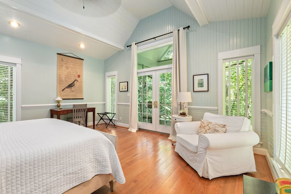 Cabell Cottage - vacation rental in Charlottesville — photo 17 of 32